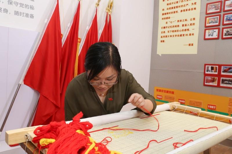 想象坏人+你还不像呢+坏媳妇可以说吗？游戏画面